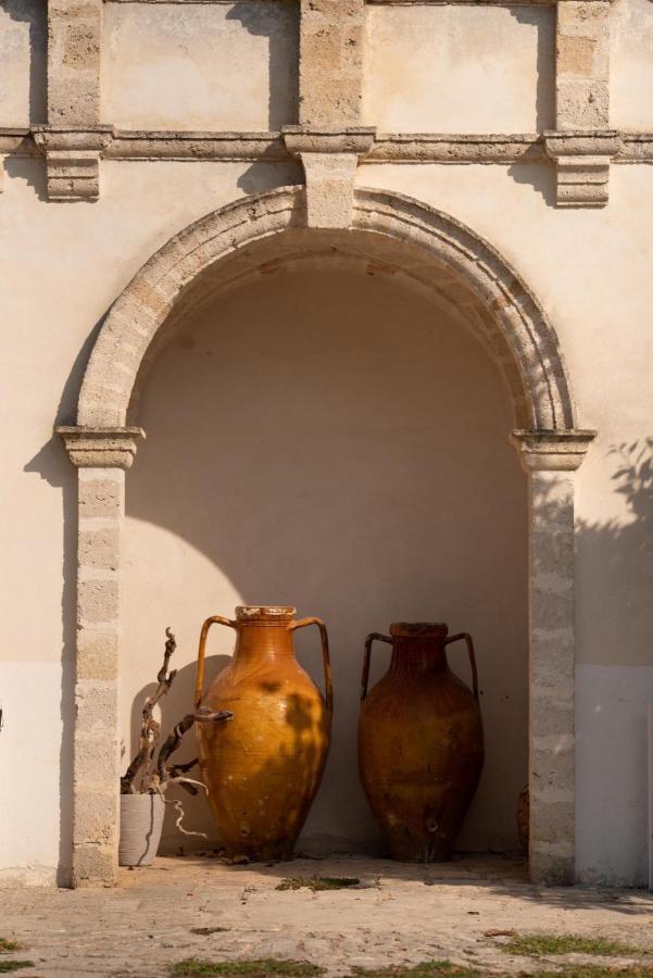 Villa Encantamiento - Dimora Gelsomino - Masseria Storica Nel Cuore Della Puglia Con Piscina Latiano Luaran gambar